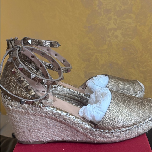 Gold Studded Espadrille Wedge Sandals Used Size 40 - Picture 1 of 5